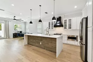 3106 W Cherokee Ave, Tampa, FL 33611 - Photo 8