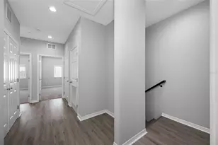 2117 Sebring Pl, Clearwater, FL 33760 - Photo 10