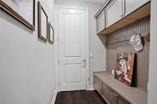 28555 Corbara Pl, Wesley Chapel, FL 33543 - Photo 24