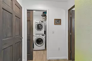 6226 8th Ave S, Gulfport, FL 33707 - Photo 16