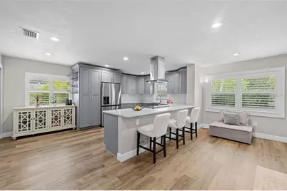 3301 W Ballast Point Boulevard, Tampa, FL 33611 - Photo 6