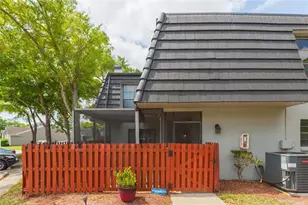 12738 Wood Trail Blvd, Tampa, FL 33625 - Photo 2