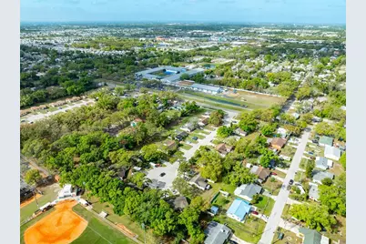 904 33rd Avenue E, Bradenton, FL 34208 - Photo 8