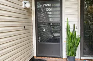 4873 Puritan Cir, Tampa, FL 33617 - Photo 2