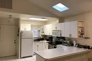 4859 Billy Direct Ln, Lutz, FL 33559 - Photo 6