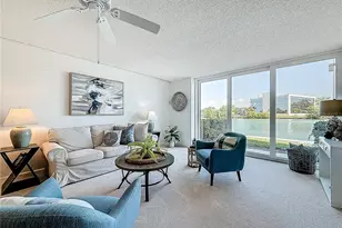 7425 Bay Island Dr S, South Pasadena, FL 33707 - Photo 10