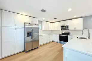 5508 Tartan Dr, Orlando, FL 32807 - Photo 14