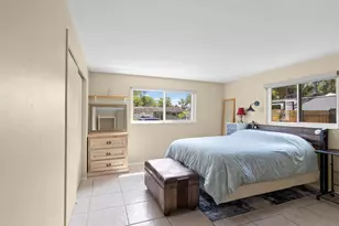 2086 Lakewood Dr, Clearwater, FL 33763 - Photo 10