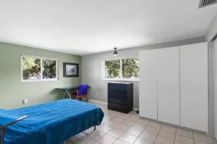 2086 Lakewood Dr, Clearwater, FL 33763 - Photo 12