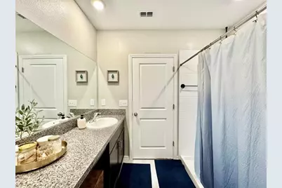 7309 Canterbury Bells Court, Tampa, FL 33619 - Photo 26