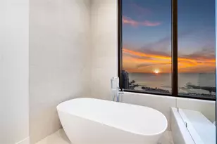 275 1st Ave S, Saint Petersburg, FL 33701 - Photo 10