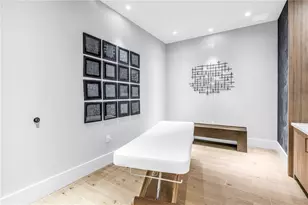 275 1st Ave S, Saint Petersburg, FL 33701 - Photo 58