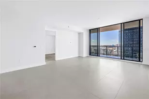 275 1st Ave S, Saint Petersburg, FL 33701 - Photo 8