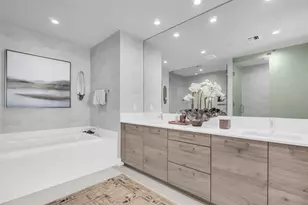 301 1st St S, Saint Petersburg, FL 33701 - Photo 50