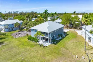 7655 Myrsine Cir, Bokeelia, FL 33922 - Photo 4