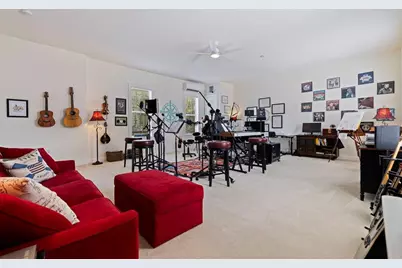 125 Commonwealth Court N, Saint Petersburg, FL 33716 - Photo 30