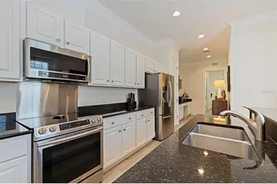 125 Commonwealth Court N, Saint Petersburg, FL 33716 - Photo 14