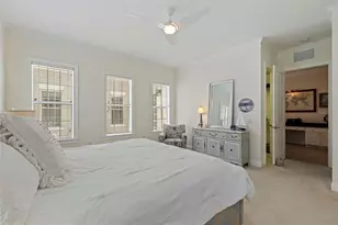 125 Commonwealth Ct N, Saint Petersburg, FL 33716 - Photo 22