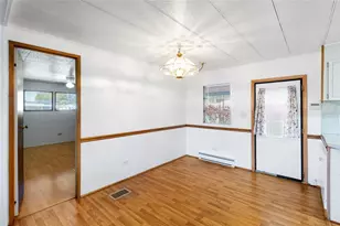 4550 Olive Dr, Zephyrhills, FL 33542 - Photo 14