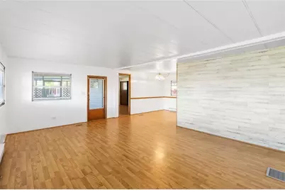 4550 Olive Drive, Zephyrhills, FL 33542 - Photo 8