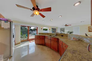 2017 Cove Dr, Largo, FL 33774 - Photo 18