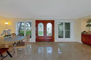 2017 Cove Dr, Largo, FL 33774 - Photo 6