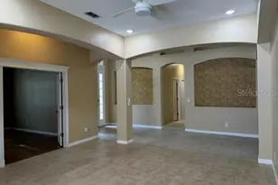 27152 Fordham Dr, Wesley Chapel, FL 33544 - Photo 4