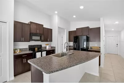 11936 Miracle Mile Drive, Riverview, FL 33578 - Photo 4