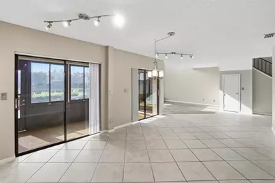 846 Glades Court NE, Saint Petersburg, FL 33702 - Photo 16