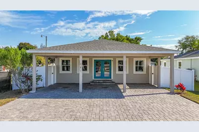 321 21st Street W, Palmetto, FL 34221 - Photo 2