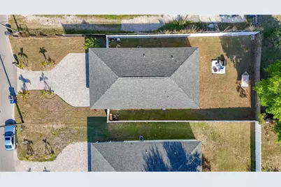 321 21st Street W, Palmetto, FL 34221 - Photo 20