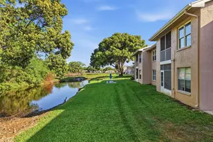 4833 Myrtle Oak Dr, New Port Richey, FL 34653 - Photo 2