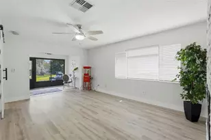 2549 Oakleaf Ln, Clearwater, FL 33763 - Photo 4