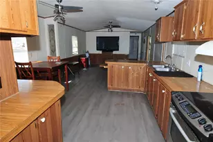 10409 Alafia St, Gibsonton, FL 33534 - Photo 18