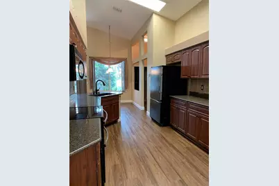 4605 Oak River Circle, Valrico, FL 33596 - Photo 32
