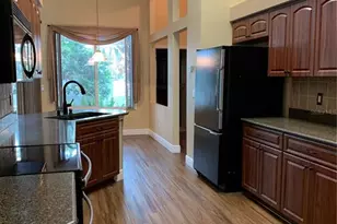 4605 Oak River Cir, Valrico, FL 33596 - Photo 32