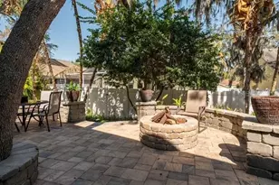 4605 Oak River Cir, Valrico, FL 33596 - Photo 34