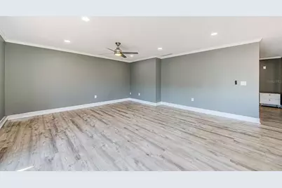 722 116th Ave N #2002, Saint Petersburg, FL 33716 - Photo 10