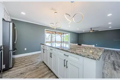 722 116th Ave N #2002, Saint Petersburg, FL 33716 - Photo 12