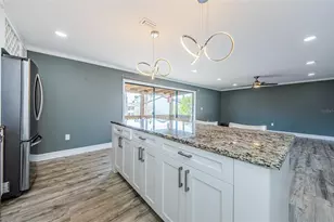 722 116th Ave N, Saint Petersburg, FL 33716 - Photo 12