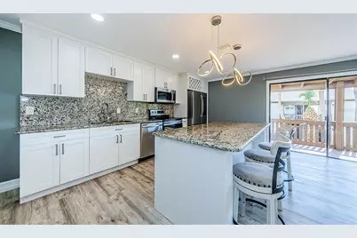 722 116th Ave N #2002, Saint Petersburg, FL 33716 - Photo 6