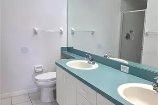 208 Hemingway Dr, Oldsmar, FL 34677 - Photo 18