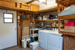 36946 Tara Ave, Zephyrhills, FL 33542 - Photo 32