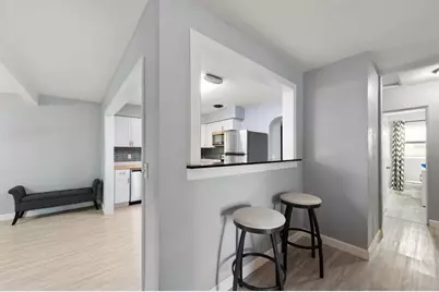 611 11th Street NW, Largo, FL 33770 - Photo 12