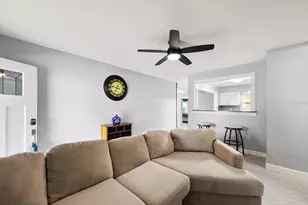 611 11th St NW, Largo, FL 33770 - Photo 4