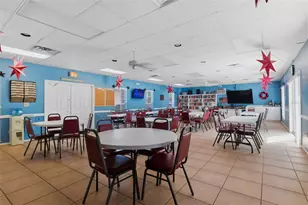 3810 37th St S, Saint Petersburg, FL 33711 - Photo 22
