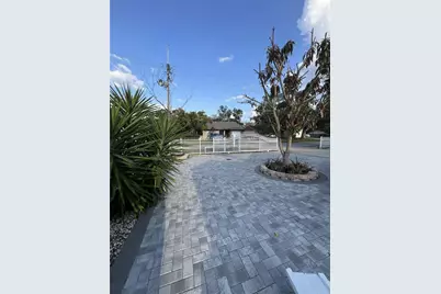 10804 N Myrtle Street, Tampa, FL 33617 - Photo 20