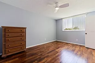 4895 Bay St NE, Saint Petersburg, FL 33703 - Photo 22