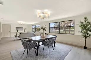 645 Pine Forest Dr, Brandon, FL 33511 - Photo 8