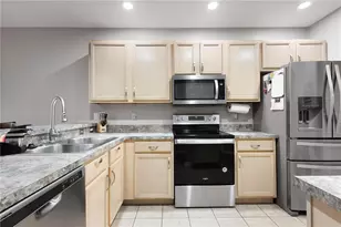 12351 Foxmoor Peak Dr, Riverview, FL 33579 - Photo 8